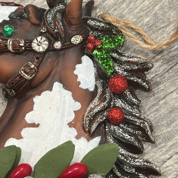 Holiday Horses: “Christmas Eve” design. Decorated Christmas horse ornamnent - Picture 10 of 14
